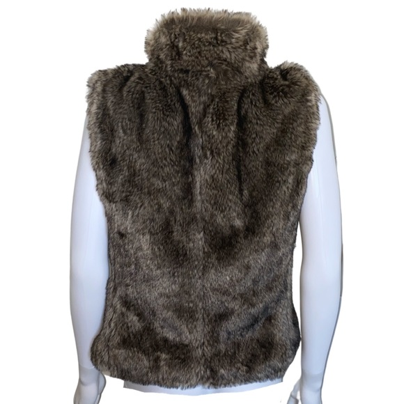 Banana Republic Brown Faux Fur Satin Lined Vest - Picture 4 of 16